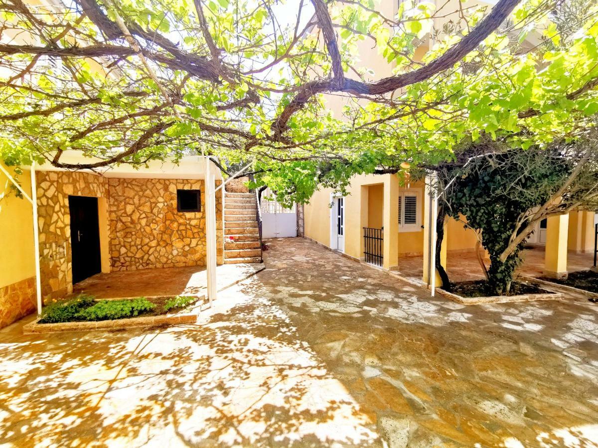 Green Garden Appartement Vodice Buitenkant foto