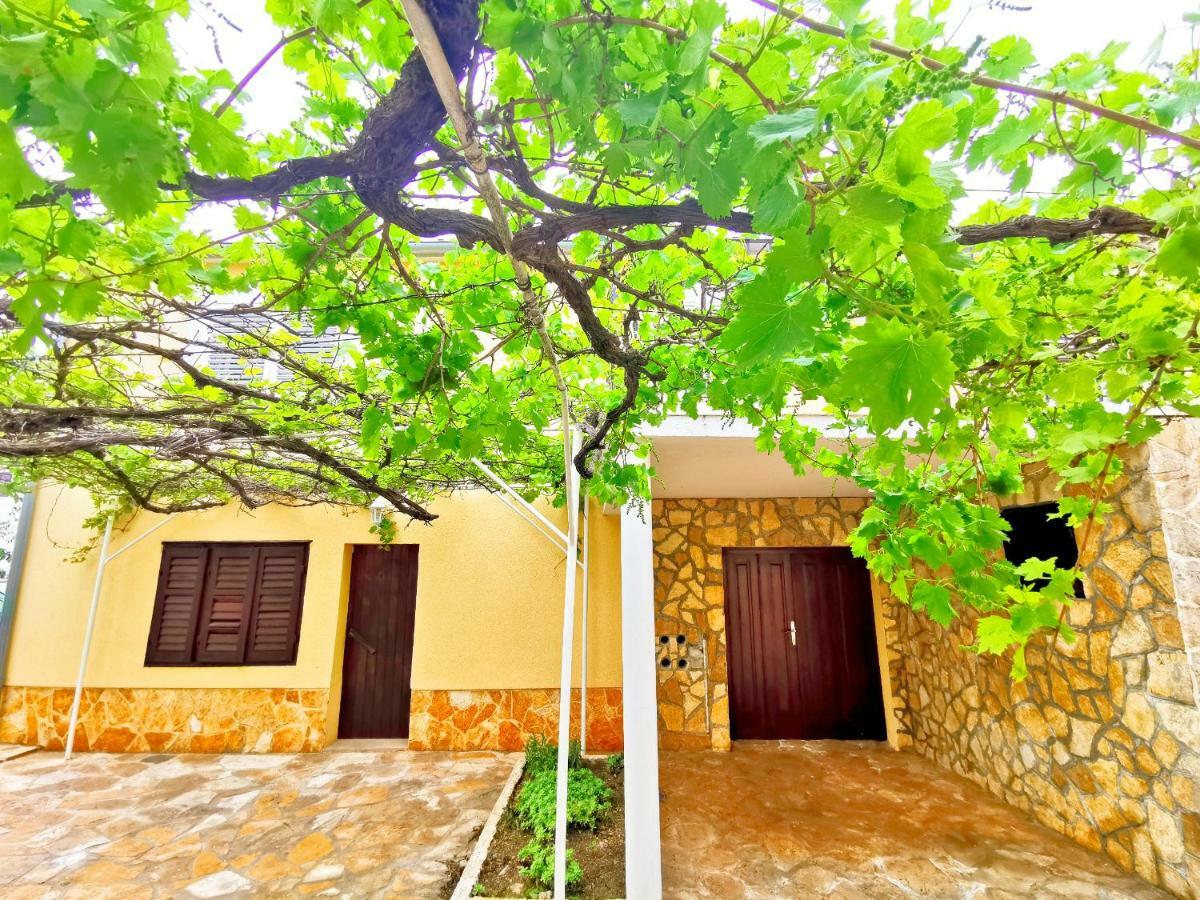 Green Garden Appartement Vodice Buitenkant foto